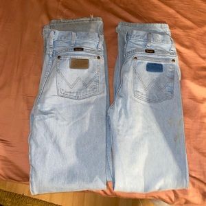 2 pairs of Wrangler jeans